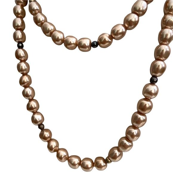 Golden Fashion Pearl Long Necklace - Picture 4 of 5